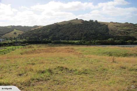 Photo of property in 289 Heatley Road, Whakapirau, 0583