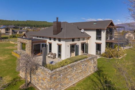 Photo of property in 1 Mount Gold Place, Wanaka, 9305