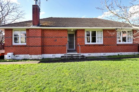 Photo of property in 1 Field Street, Silverstream, Upper Hutt, 5019