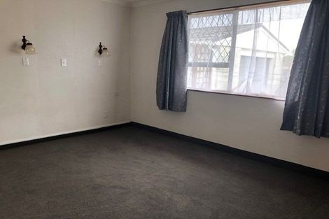Photo of property in 33 Lupin Road, Otaki, 5512