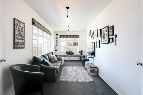 Photo of property in 1004 Reka Street, Akina, Hastings, 4122