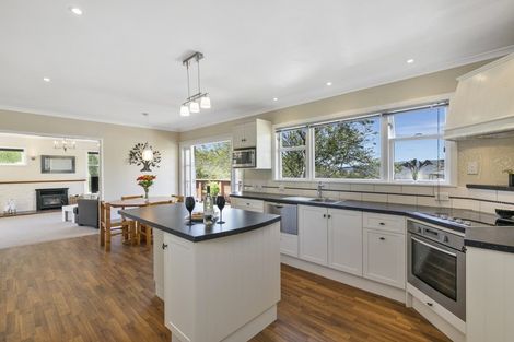 Photo of property in 102 Normandale Road, Normandale, Lower Hutt, 5010