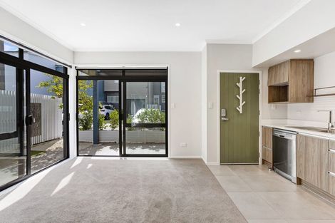 Photo of property in 22 Mollusc Road, Hobsonville, Auckland, 0616
