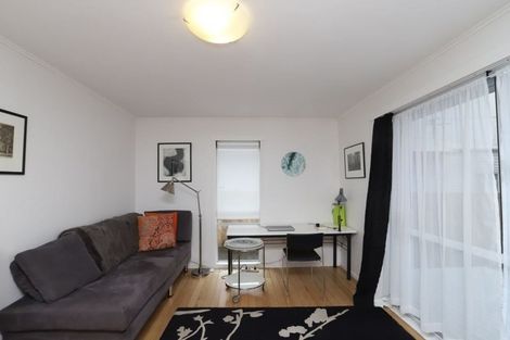 Photo of property in 21 Carrington Avenue, Hillcrest, Hamilton, 3216