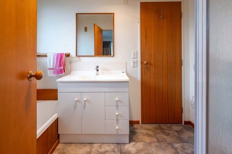 Photo of property in 34a Craven Street, Sockburn, Christchurch, 8042