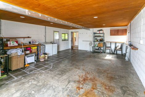 Photo of property in 20 Daphne Road, Tairua, 3508