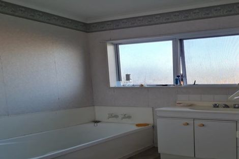 Photo of property in 2/737 Cameron Road, Tauranga South, Tauranga, 3112