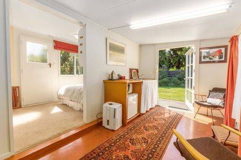 Photo of property in 12 Ngarara Road, Waikanae, 5036