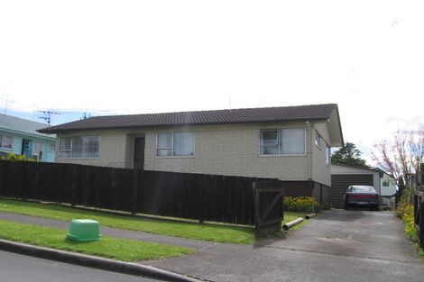 Photo of property in 96 Alabaster Drive, Papatoetoe, Auckland, 2025
