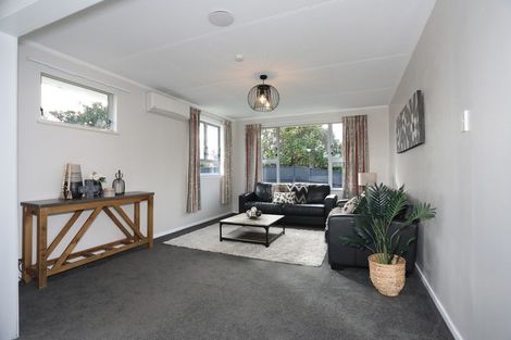 Photo of property in 53 Herbert Avenue, Cloverlea, Palmerston North, 4412