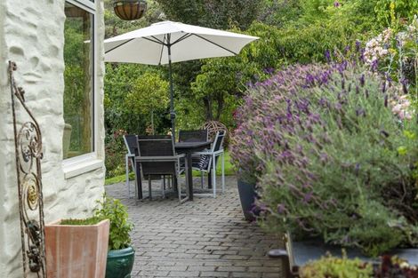 Photo of property in 2 Hazlett Street, Clyde, 9330