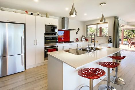 Photo of property in 11 Saint Anthonys Way, Kerikeri, 0294