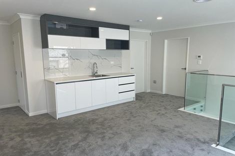 Photo of property in 7 Haku Road, Flat Bush, Auckland, 2019