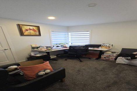 Photo of property in 15a Lyren Place, Half Moon Bay, Auckland, 2012