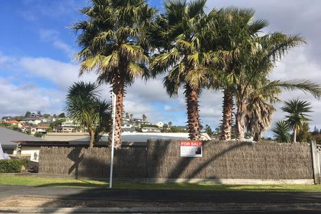 Photo of property in 5 Coralsea Way, Arkles Bay, Whangaparaoa, 0932