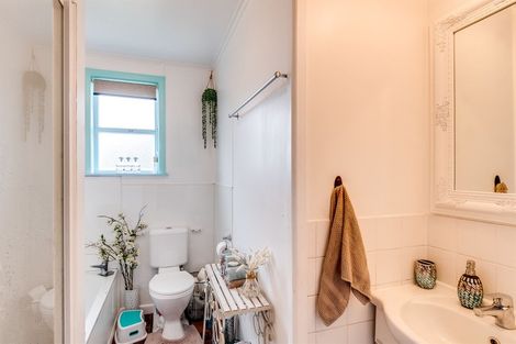 Photo of property in 143 Nuffield Avenue, Marewa, Napier, 4110