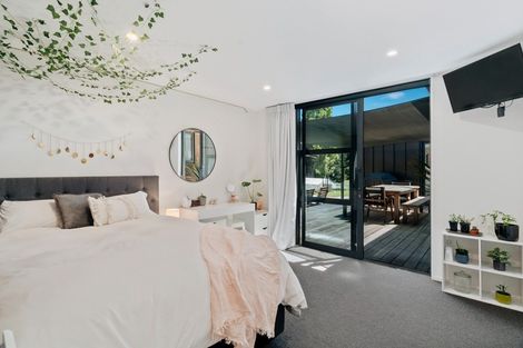 Photo of property in 19 Glenaray Crescent, Wanaka, 9305