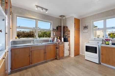 Photo of property in 2 Acklam Avenue, Otumoetai, Tauranga, 3110