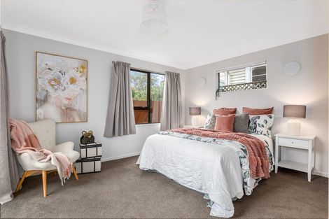 Photo of property in 86 Hautana Street, Woburn, Lower Hutt, 5010
