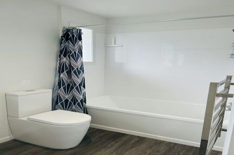 Photo of property in 17 Pembroke Street, Avondale, Christchurch, 8061