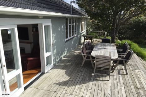 Photo of property in 5 Taratoa Street, Point England, Auckland, 1072