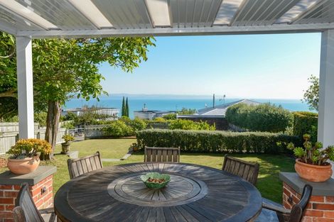 Photo of property in 118 Thompson Road, Bluff Hill, Napier, 4110