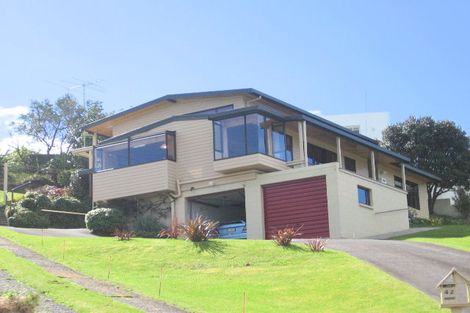 Photo of property in 42 Du Fresne Place, Russell, 0202