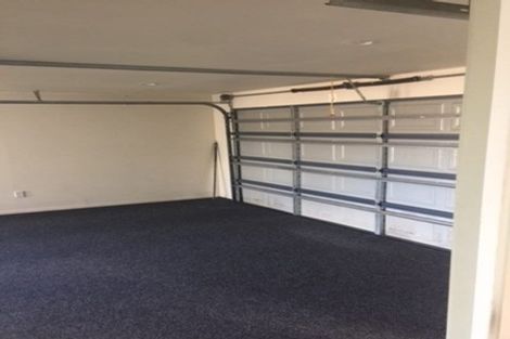 Photo of property in 136 Wiseley Road, West Harbour, Auckland, 0618