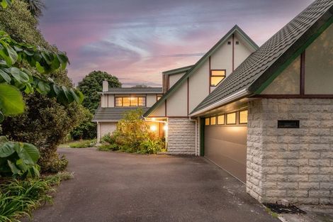 Photo of property in 2 Lavinia Grove, Waikanae Beach, Waikanae, 5036