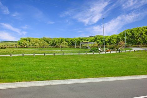 Photo of property in 14 Clyde Street, Foxton, 4814