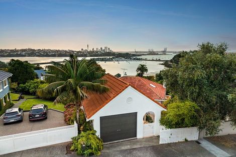 Photo of property in 36 Ngaiwi Street, Orakei, Auckland, 1071