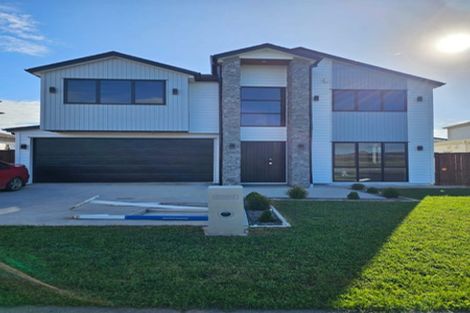 Photo of property in 6 Ritetai Street, Clarks Beach, 2122