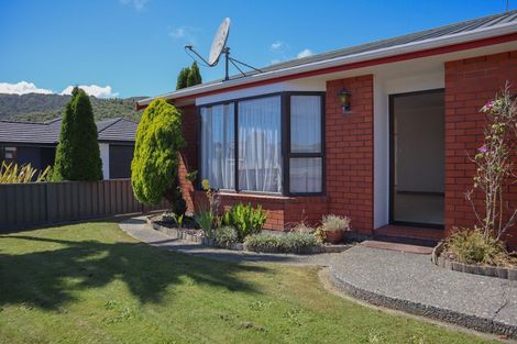 Photo of property in 69 Shakespeare Street, Greymouth, 7805