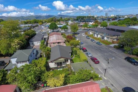 Photo of property in 12 Packe Street, Edgeware, Christchurch, 8013