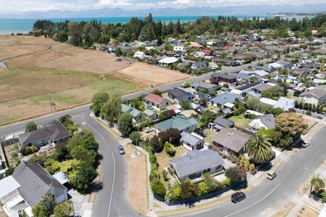 Photo of property in 27 Pethybridge Street, Motueka, 7120