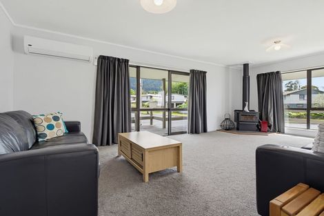Photo of property in 2 Goldie Street, Pukehangi, Rotorua, 3015