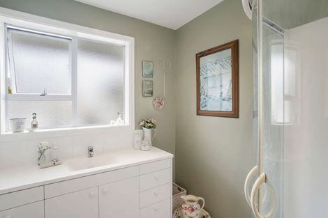 Photo of property in 302a Greers Road, Bishopdale, Christchurch, 8053