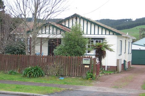 Photo of property in 60 Awaroa Road, Helensville, 0800