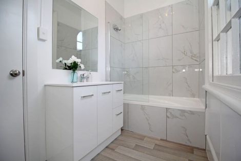 Photo of property in 1/5 Henwood Road, Mangere East, Auckland, 2024