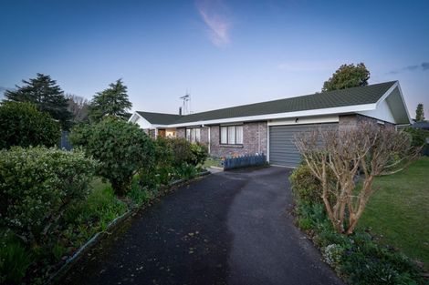 Photo of property in 20 Sheridan Crescent, Leamington, Cambridge, 3432