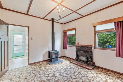 Photo of property in 9a Normanby Street, Fitzroy, New Plymouth, 4312