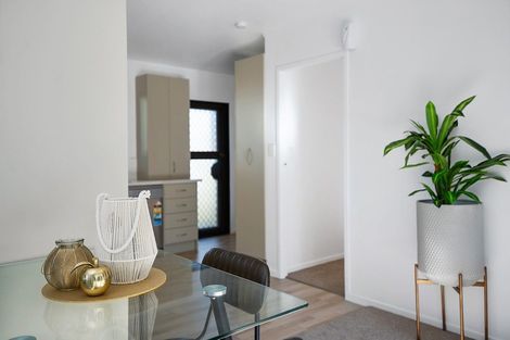 Photo of property in 8 Blomfield Street, Pukehangi, Rotorua, 3015