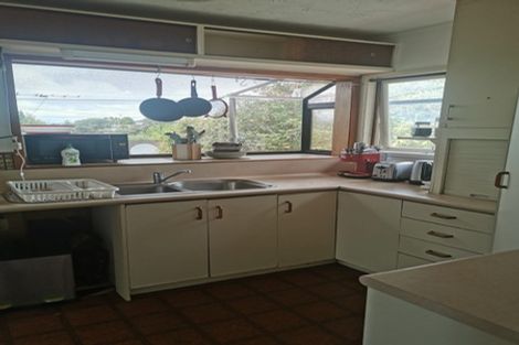 Photo of property in 12 Deuxberry Avenue, Northcote, Auckland, 0627