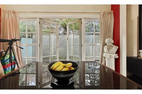 Photo of property in 27 Wattle Street, New Lynn, Auckland, 0600