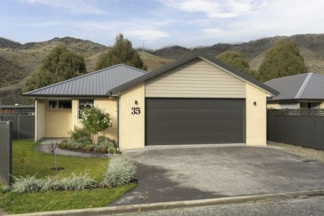 Photo of property in 35a Sunhaven Cove, Cromwell, 9310