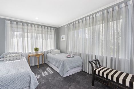 Photo of property in 9 Kennedys Bush Road, Halswell, Christchurch, 8025