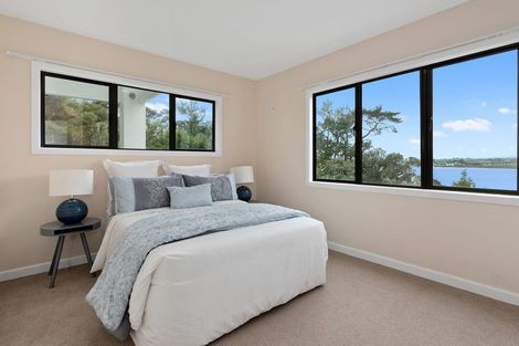 Photo of property in 7 Chatham Avenue, Paremoremo, Auckland, 0632