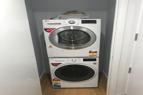 Photo of property in Frank Sargeson Apts, 508/74 Anzac Street, Takapuna, Auckland, 0622