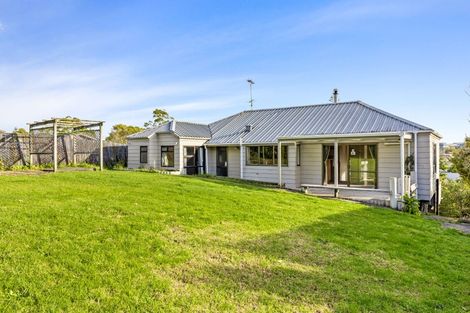 Photo of property in 41 Kennedy Avenue, Forrest Hill, Auckland, 0620