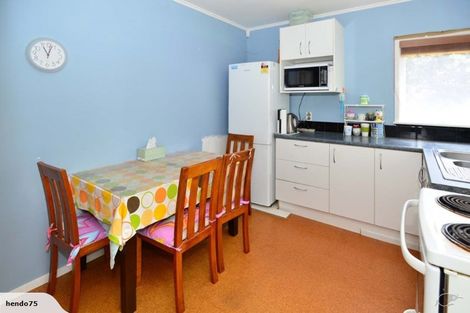 Photo of property in 2/97 Archers Road, Hillcrest, Auckland, 0629